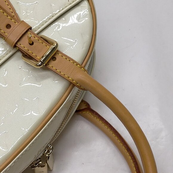 Authentic Louis Vuitton Summit Drive White Vernis Hand Bag mn579-112725 - Picture 7 of 16